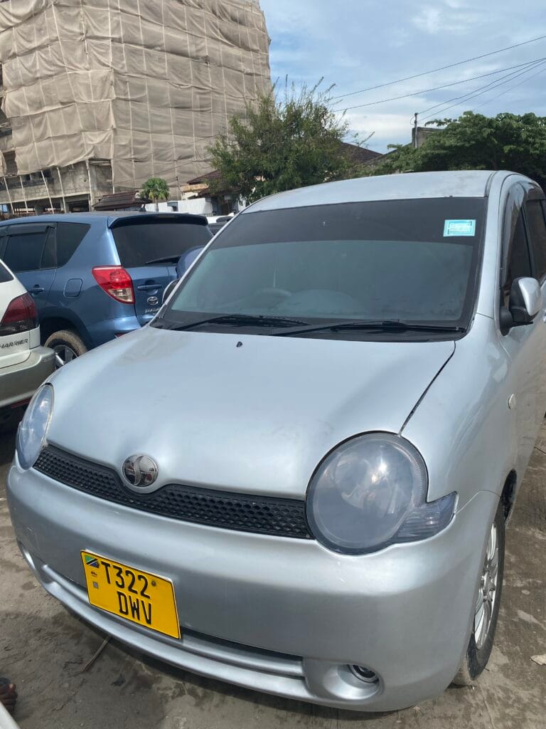 Price Of Toyota Sienta 2002 for Sale in Tanzania