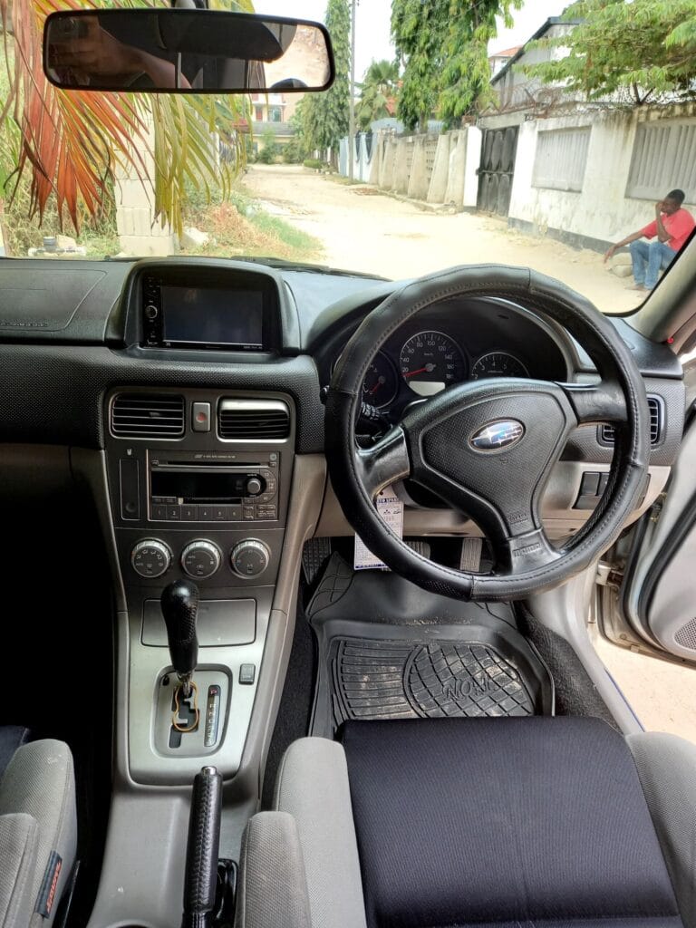 Magari Sokoni Subaru Forester ya Bei Poa 2004