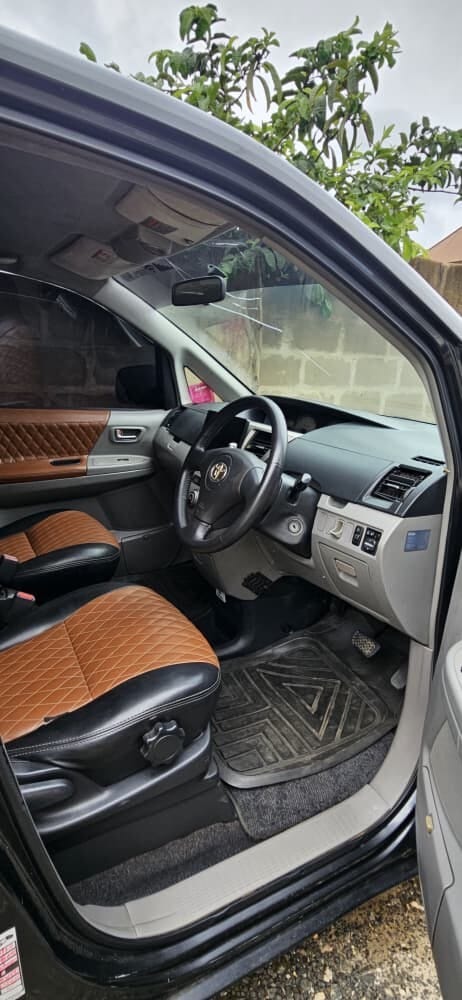 For Sale Toyota Noah 2005 in Dar es salaam