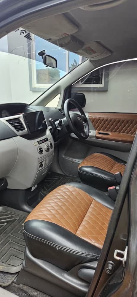 Price Of Toyota Noah 2005 for Sale in Tanzania