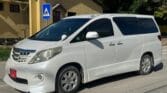 Toyota Alphard bei poa sokoni Zanzibar Tanzania