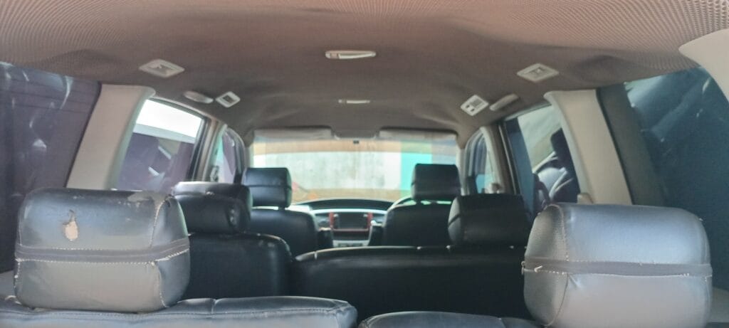 Toyota Noah 2002 for Sale in Shinyanga