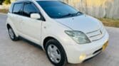 Bei ya Toyota IST 2004 Sokoni Dar es salaam Tanzania