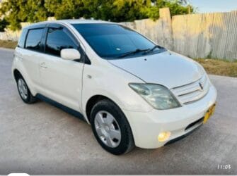 Bei Ya Toyota IST 2004 Sokoni Dar es salaam Tanzania