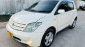 Magari Used Toyota IST 2004 Dar es salaam Tanzania