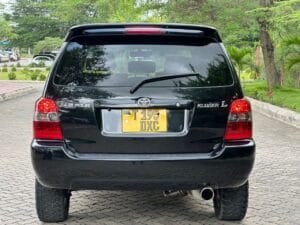 Used Toyota Kluger 2005 for Sale in Dar es salaam