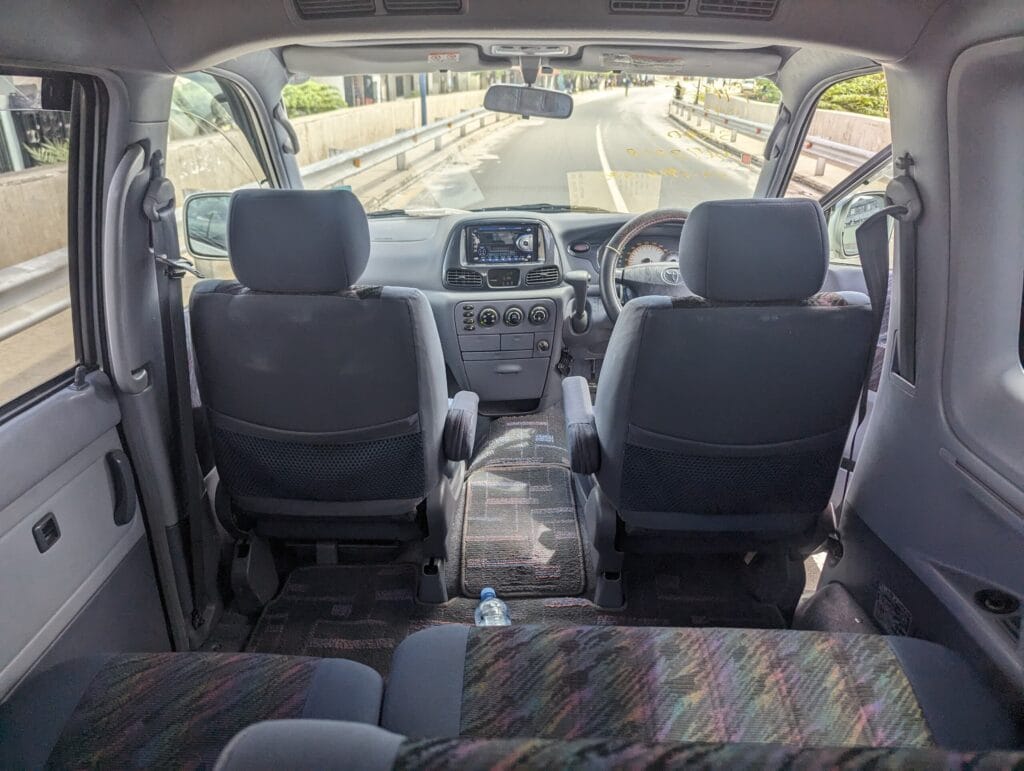 Price Toyota Noah 1999 for Sale in Dar es salaam