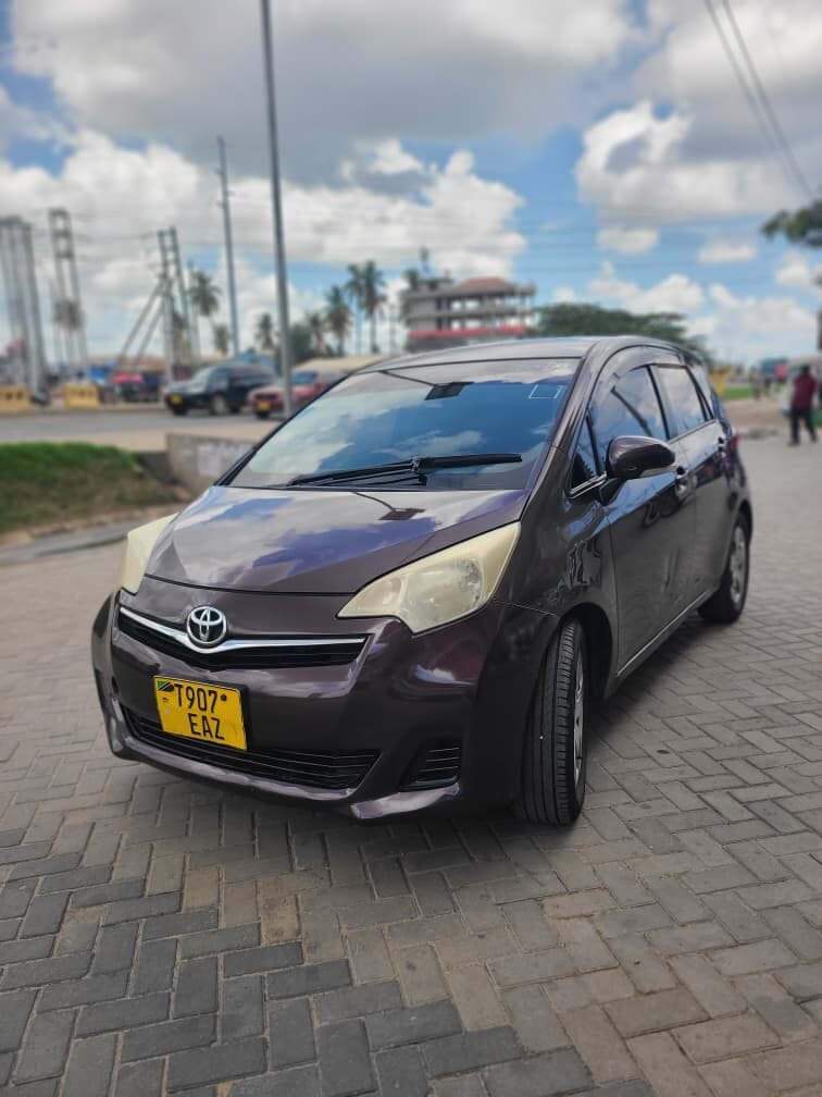 Magari Sokoni Toyota Ractis ya Bei Poa 2011