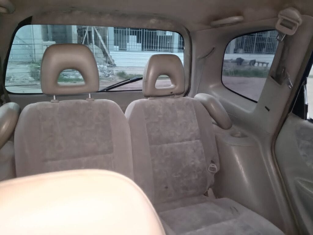 Magari Spacio 2000 lipo Dar es salaam