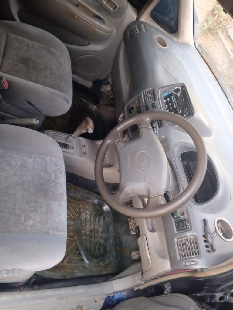 Toyota Spacio bei poa sokoni Dar es salaam Tanzania