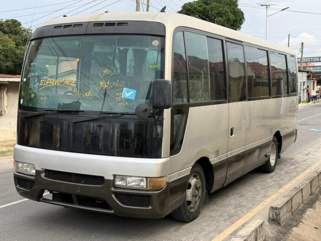Nissan Civilian 2001 for Sale in Dar es salaam