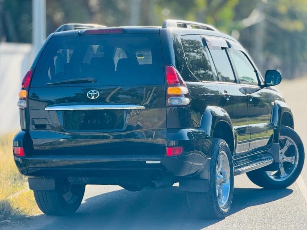 Price Of Toyota Land Cruiser Prado 2005 for Sale in Tanzania
