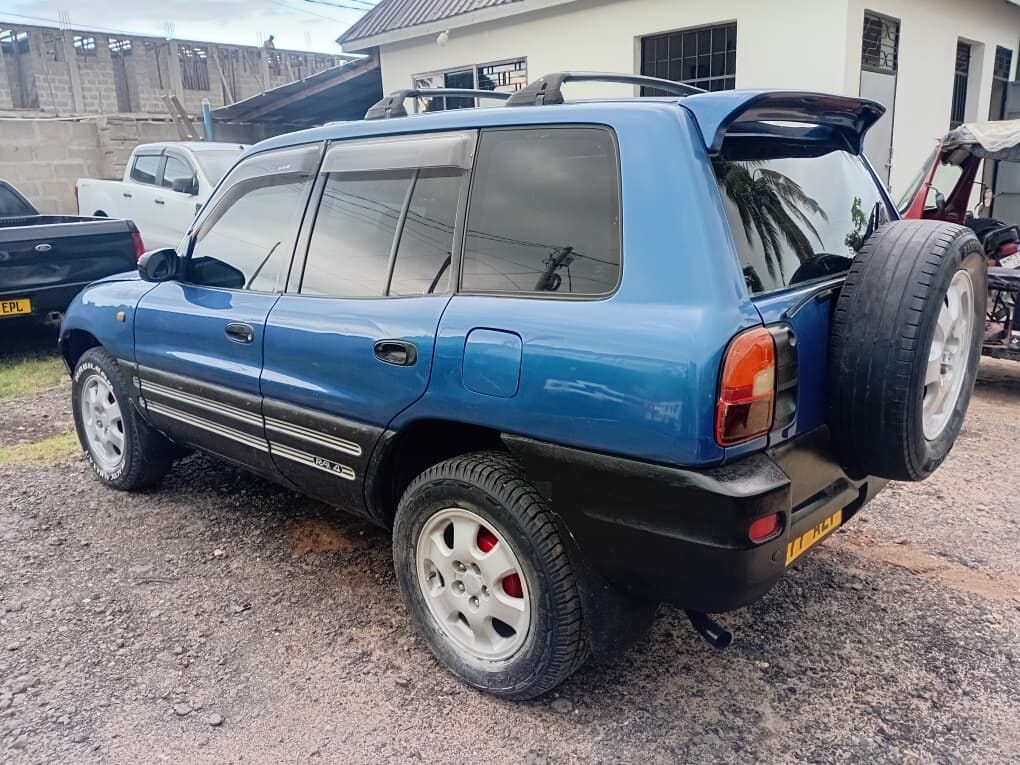 Price Of Toyota Rav4 1998 for Sale in Tanzania