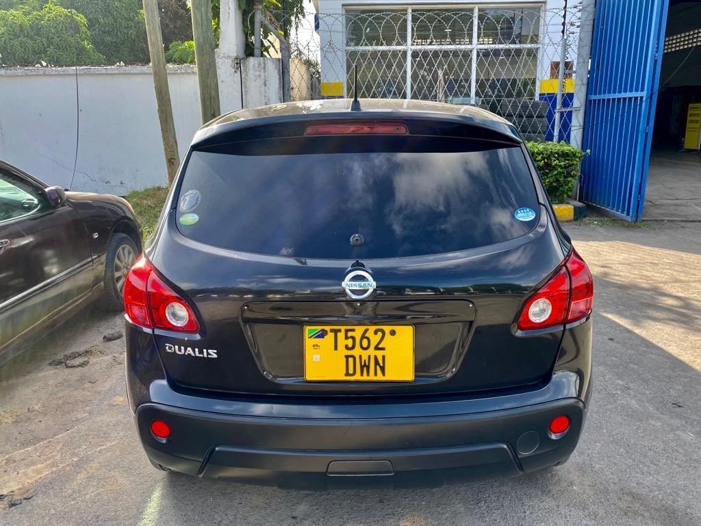 Magari Dualis 2009 lipo Dar es salaam