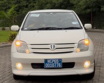 Bei Ya Toyota IST 2003 Sokoni Dar es salaam Tanzania