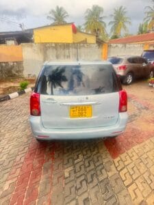 Used Toyota Raum 2004 for Sale in Dar es salaam