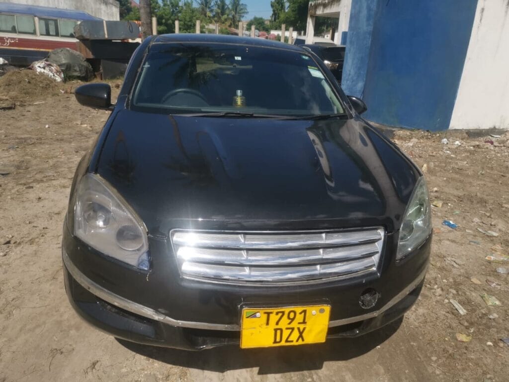 Magari Dualis 2011 lipo Dar es salaam