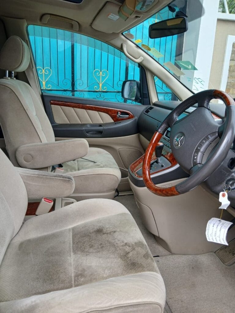 Toyota Alphard 2007 for Sale in Dar es salaam