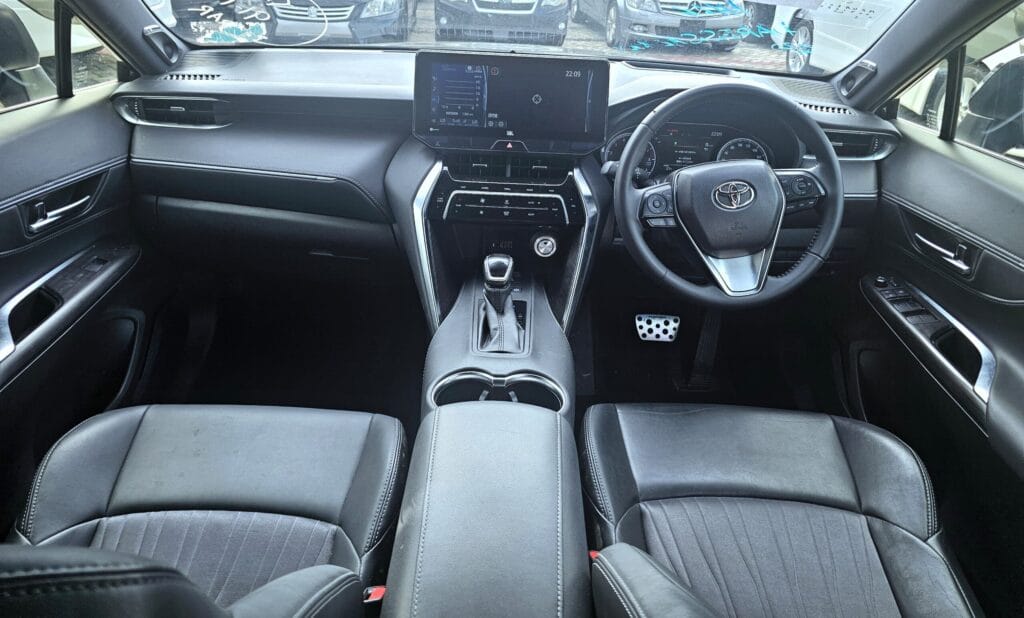 Magari Used Toyota Harrier 2020 Dar es salaam Tanzania