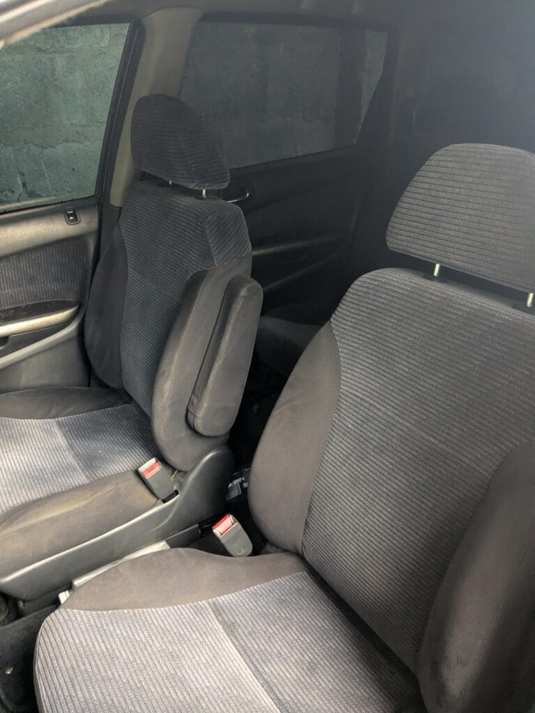 Used Honda CR-V 2001 for Sale in Dar es salaam