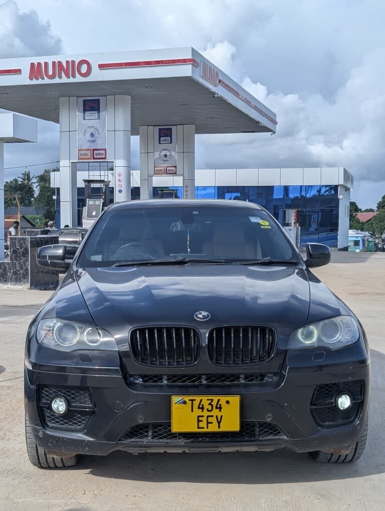 BMW X6 2010 for Sale in Dar es salaam