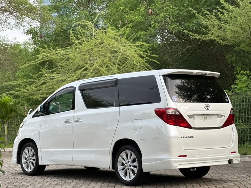Price Toyota Velfire 2008 for Sale in Dar es salaam