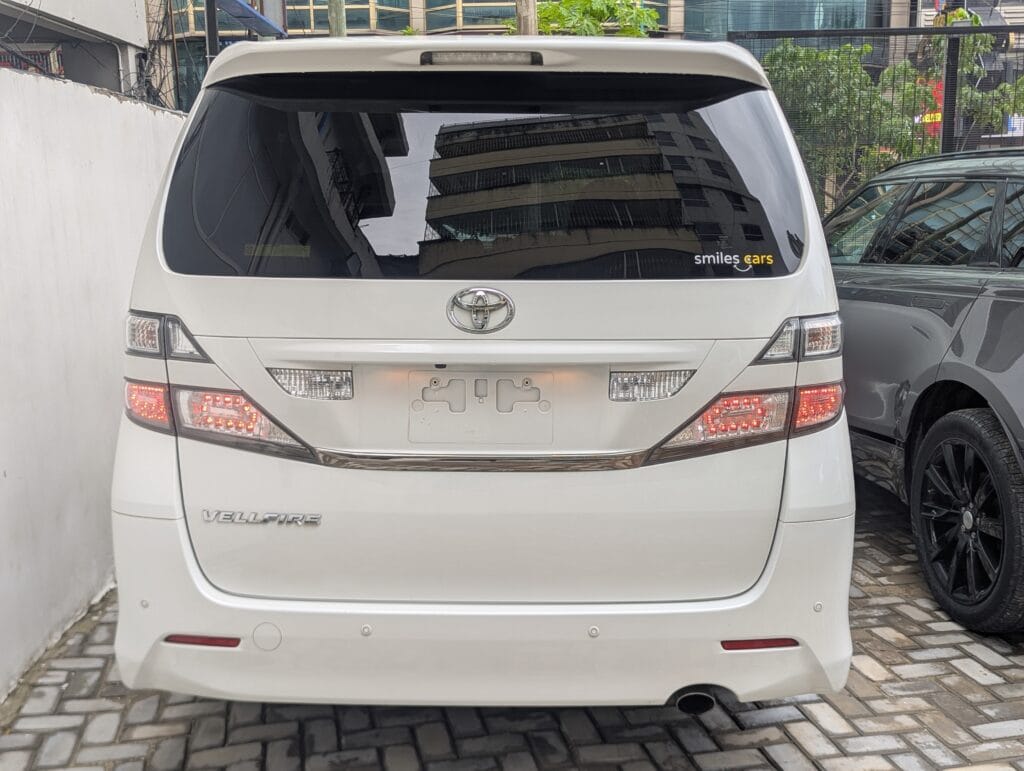 Price Toyota Velfire 2010 for Sale in Dar es salaam