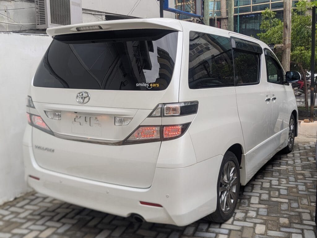 Toyota Velfire 2010 for Sale in Dar es salaam
