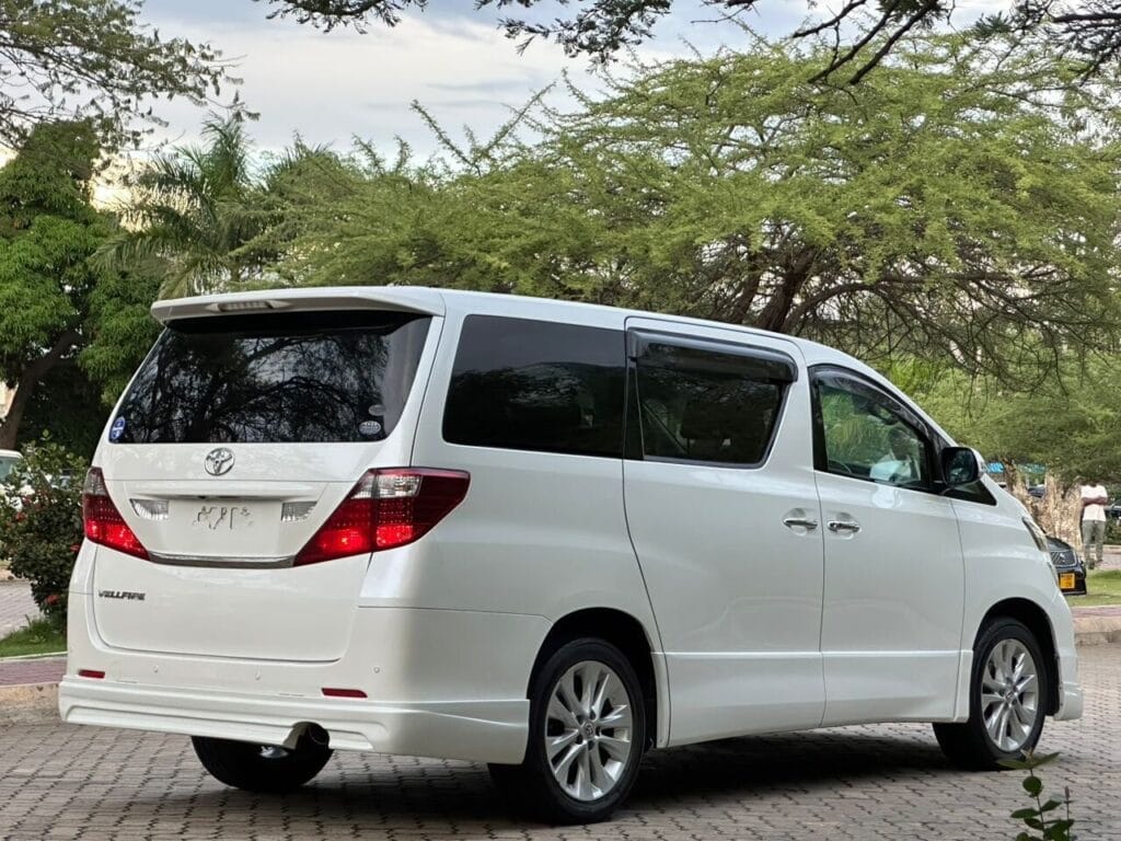 Used Toyota Velfire 2008 for Sale in Dar es salaam