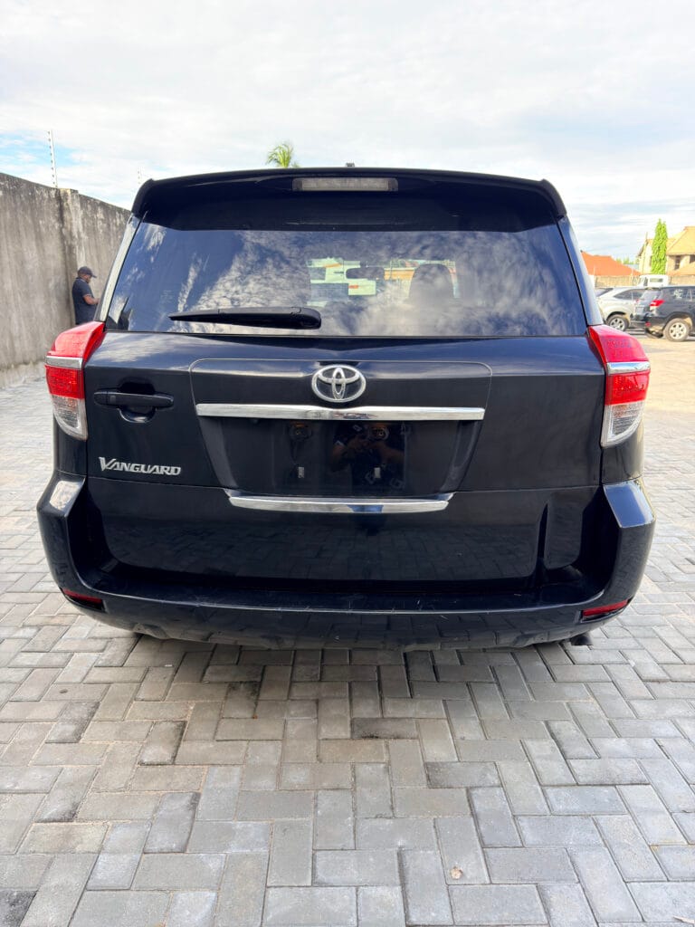 For Sale Toyota Vanguard 2009 in Dar es salaam