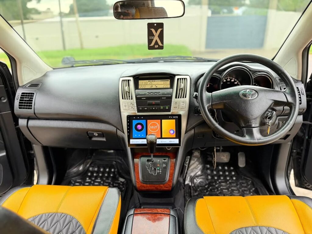 Magari Harrier 2006 lipo Dar es Salaam