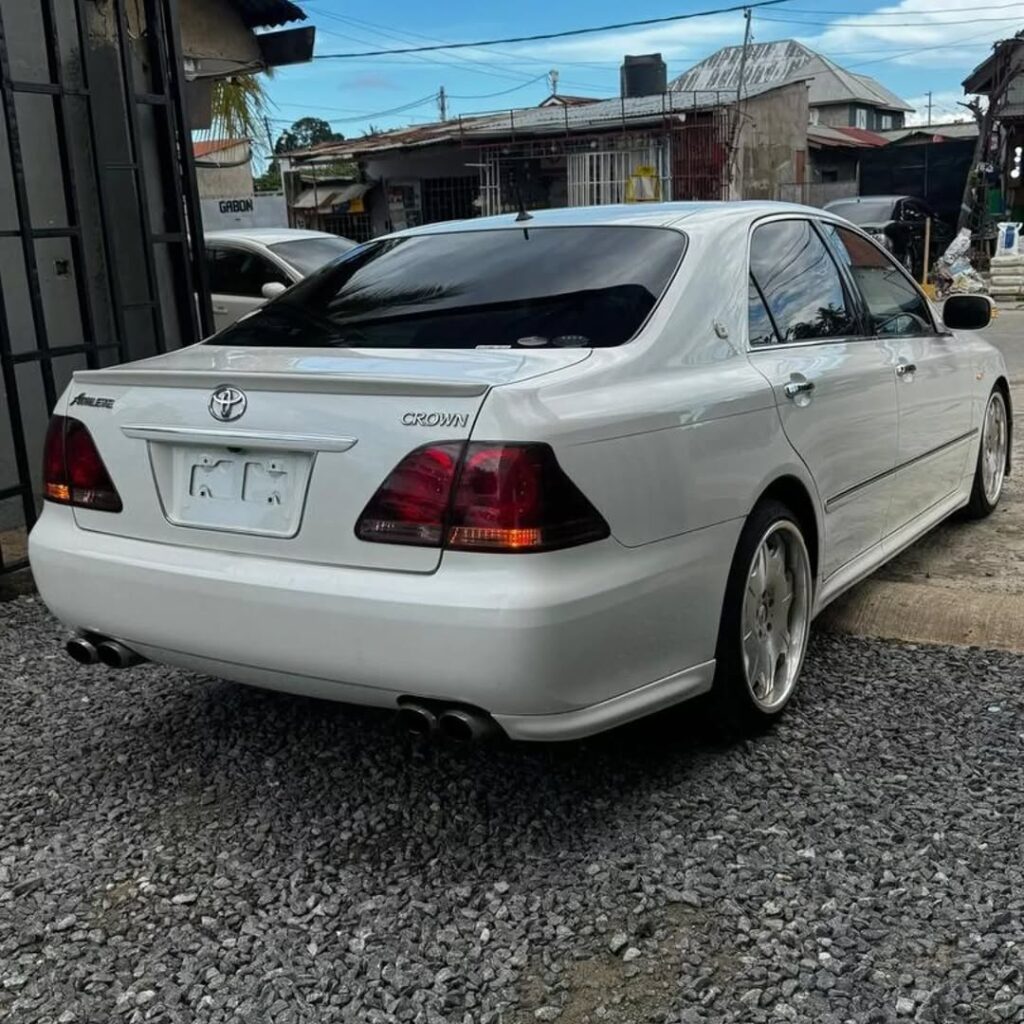 Price Of Toyota Crown 2006 for Sale in Tanzania