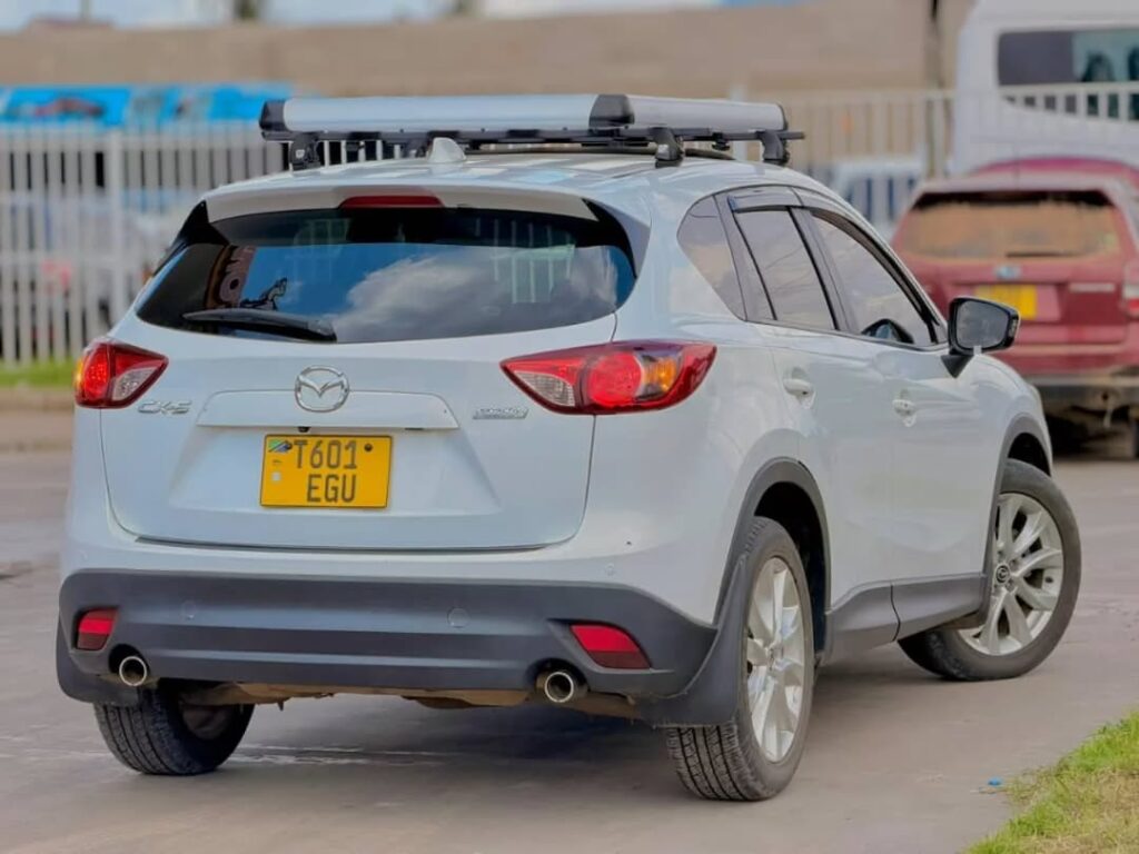 Magari Sokoni Mazda CX-5 ya Bei Poa 2013