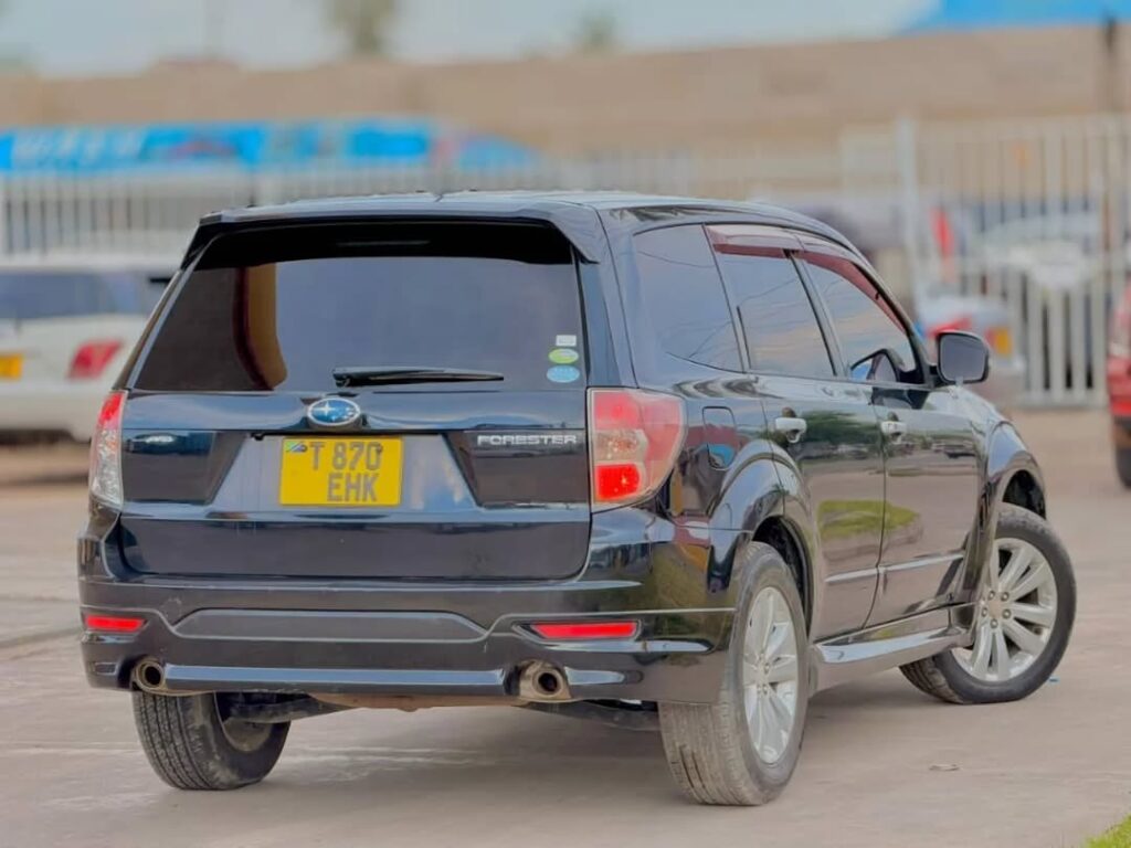 Magari Sokoni Subaru Forester ya Bei Poa 2012