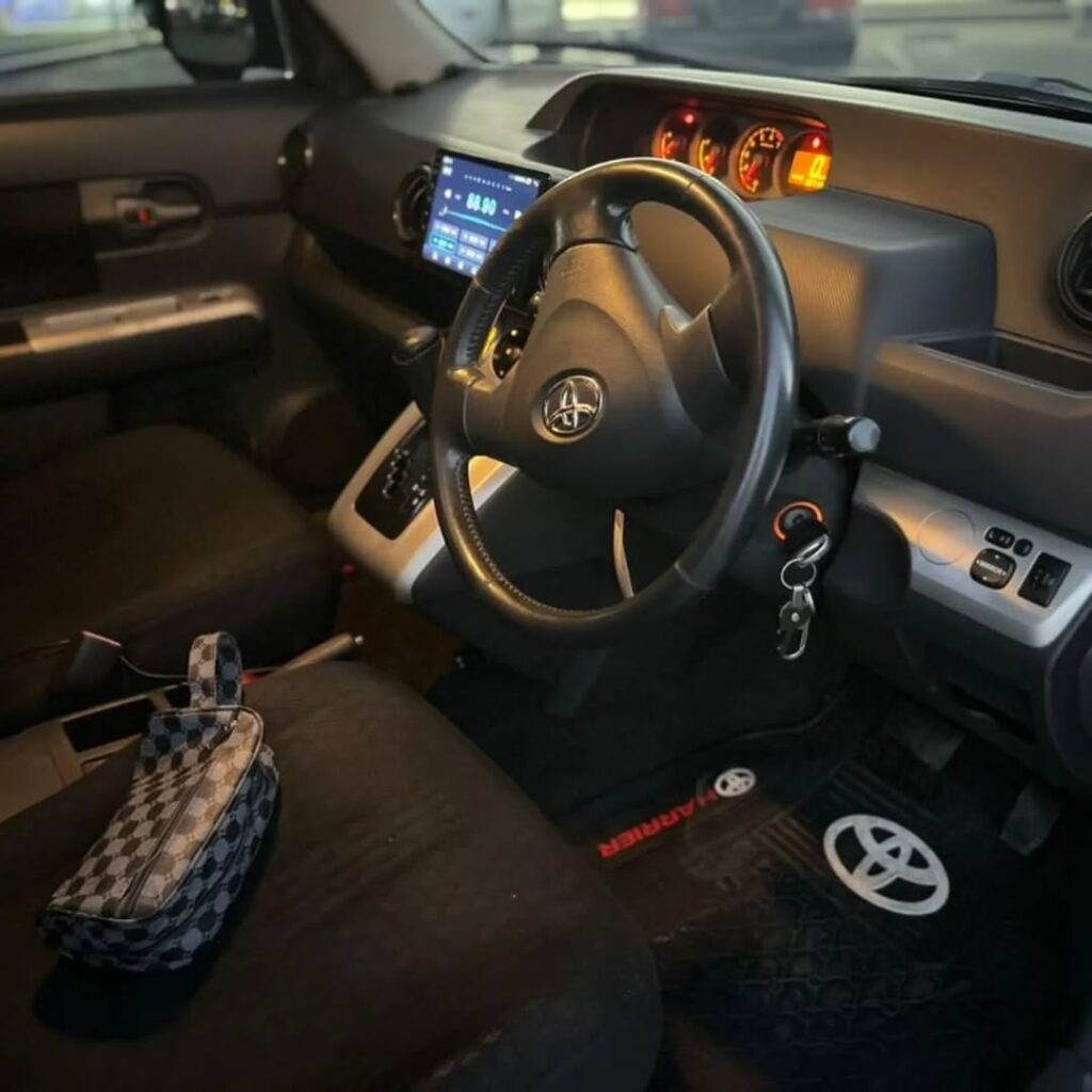 For Sale Toyota Rumion 2010 in Dar es Salaam