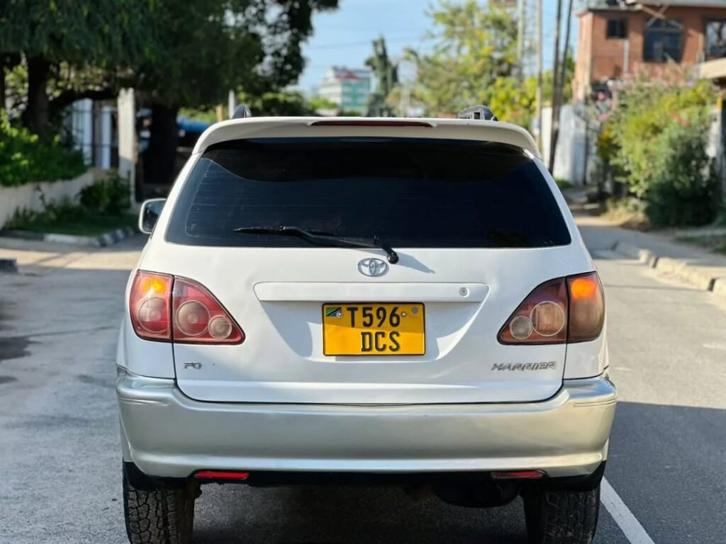 Bei ya Toyota Harrier 2001 Sokoni Dar es Salaam Tanzania