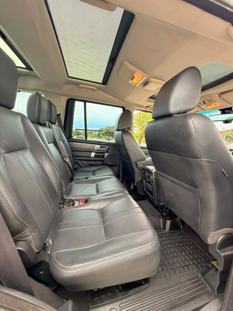 Magari Sokoni Land Rover Discovery 4 ya Bei Poa 2014