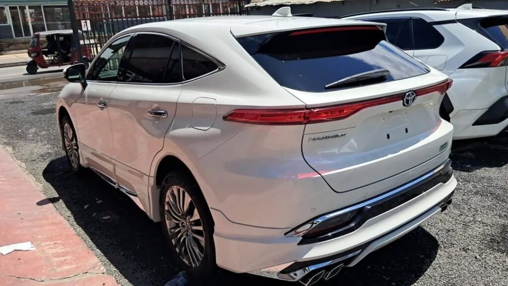 Magari Used Toyota Harrier 2020 Dar es Salaam Tanzania