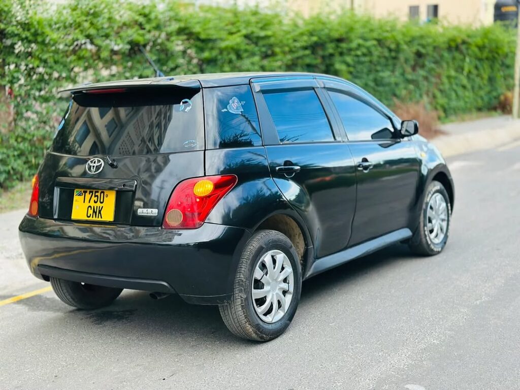 For Sale Toyota IST 2005 in Dar es Salaam