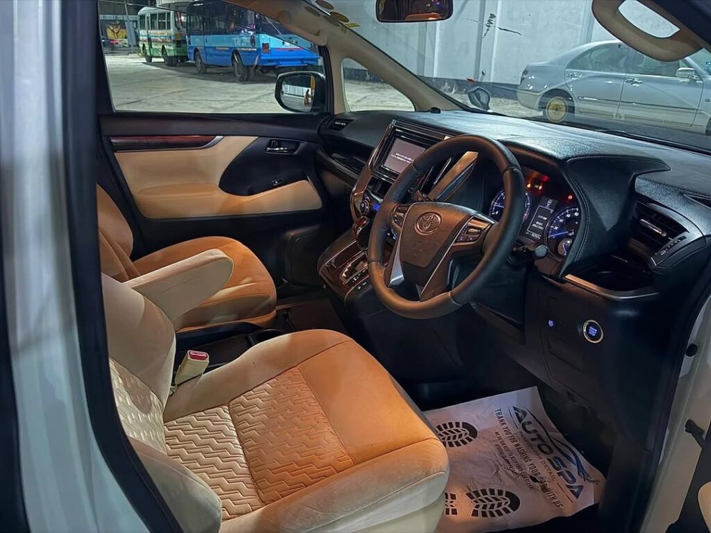 Magari Alphard 2016 lipo Dar es Salaam