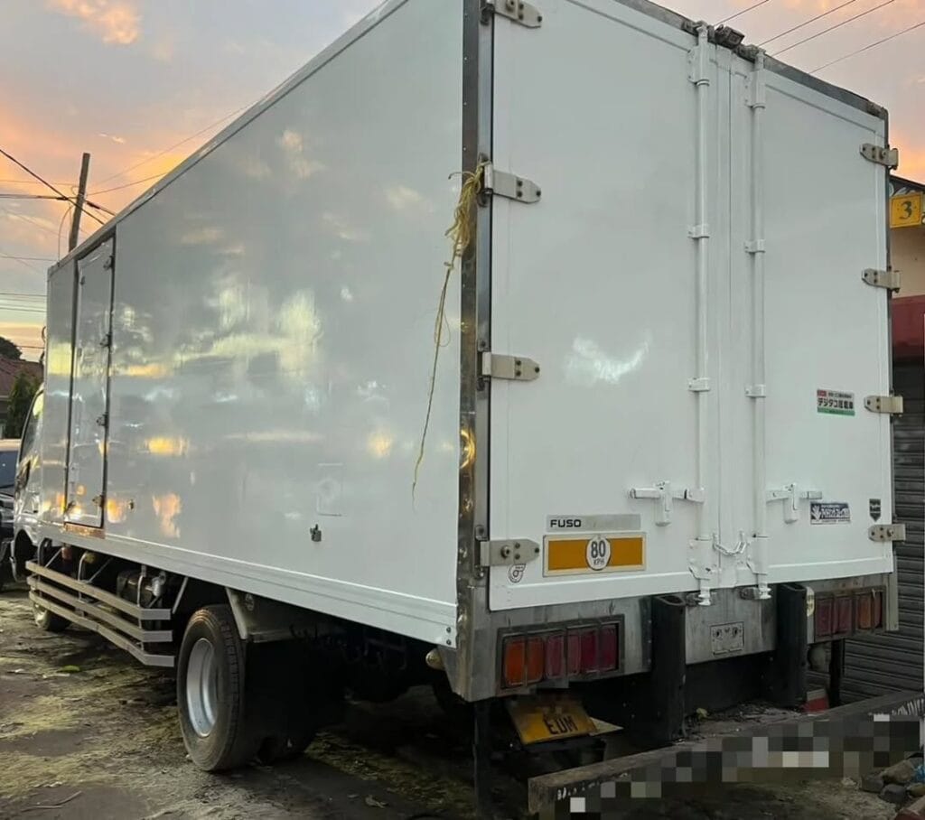Mitsubishi Fuso 2010 for Sale in Dar es Salaam