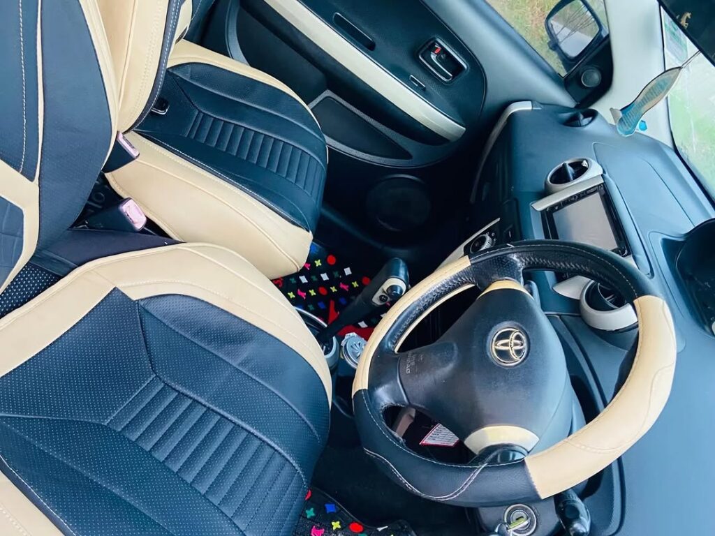 Toyota IST bei poa sokoni Dar es Salaam Tanzania
