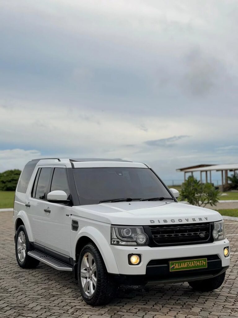 Magari Used Land Rover Discovery 4 2014 Dar es Salaam Tanzania