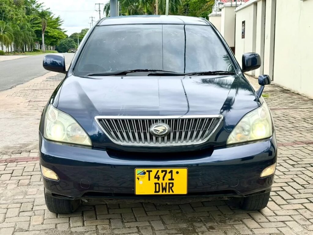 For Sale Toyota Harrier 2005 in Dar es Salaam