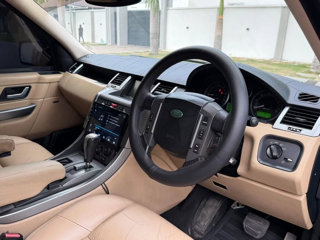 Price Of Land Rover Range Rover Sport 2005 for Sale in Tanzania