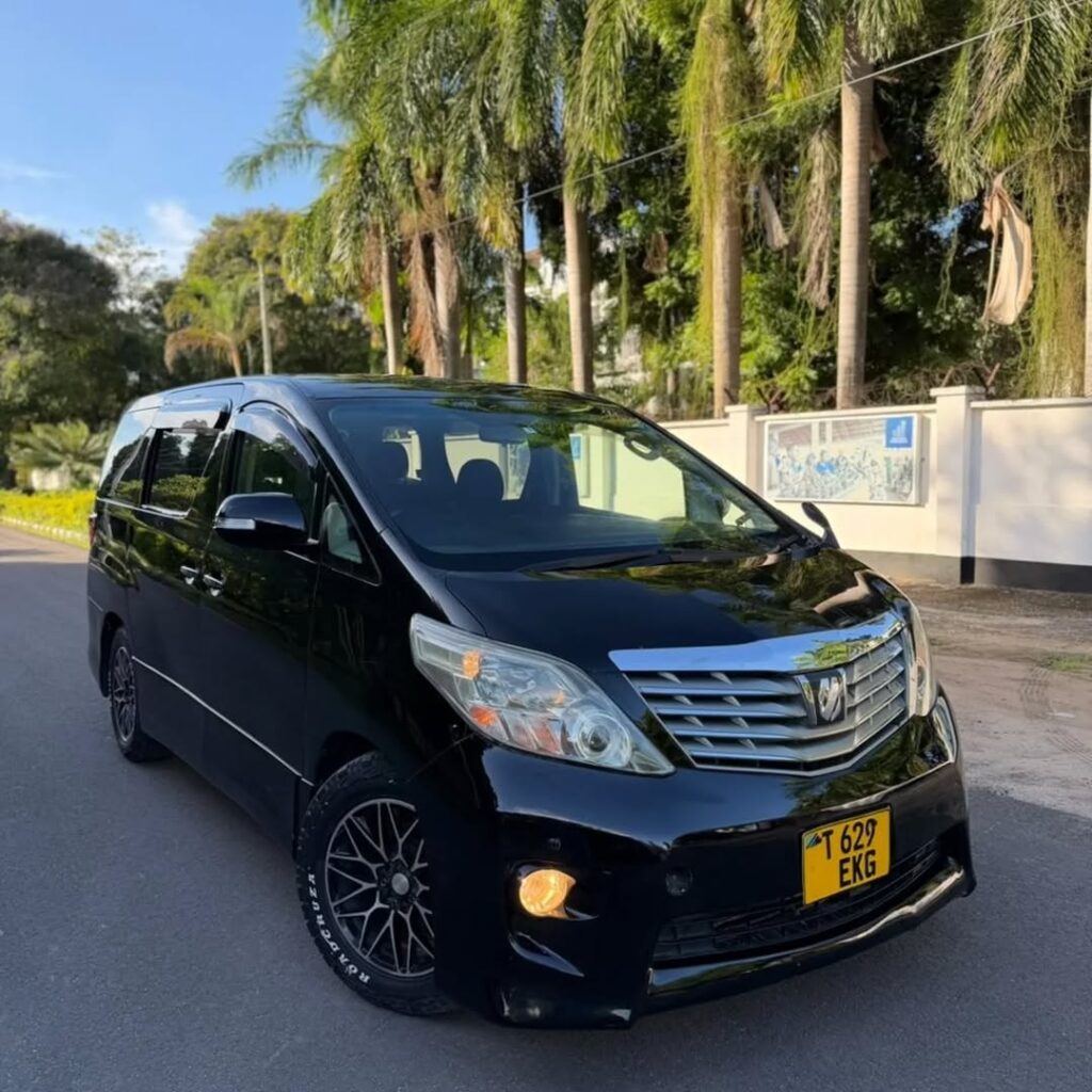 Magari Sokoni Toyota Alphard ya Bei Poa 2009