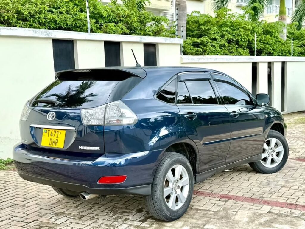 Price Of Toyota Harrier 2005 for Sale in Tanzania