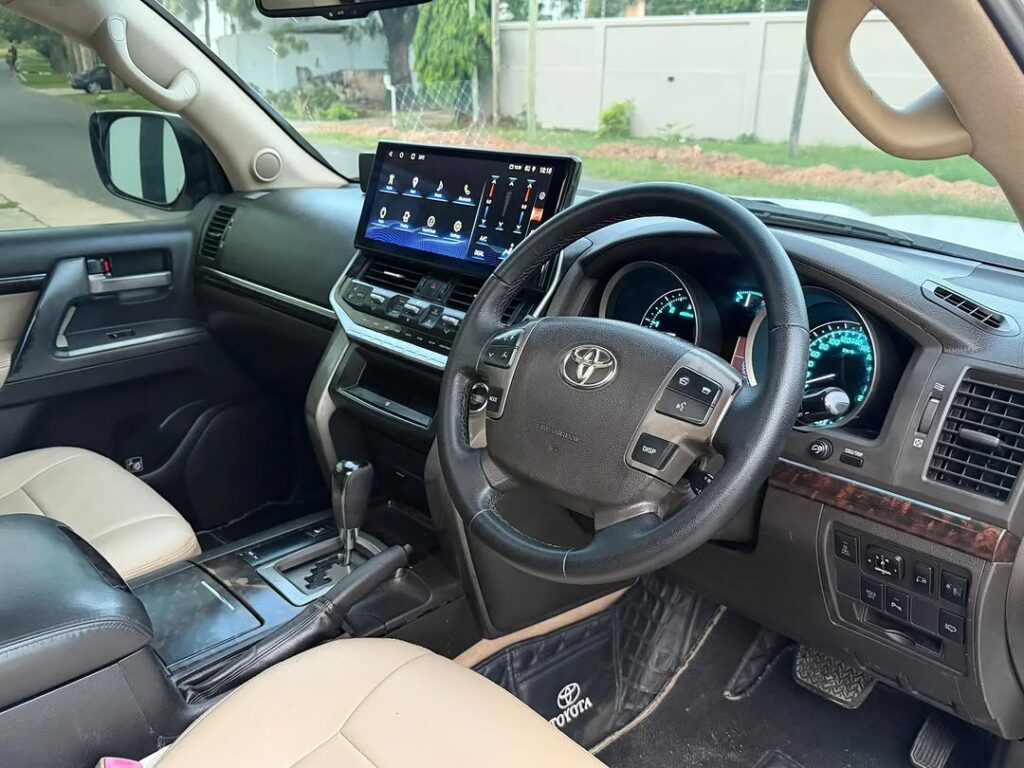 Price Toyota Land Cruiser V8 2009 for Sale in Dar es Salaam