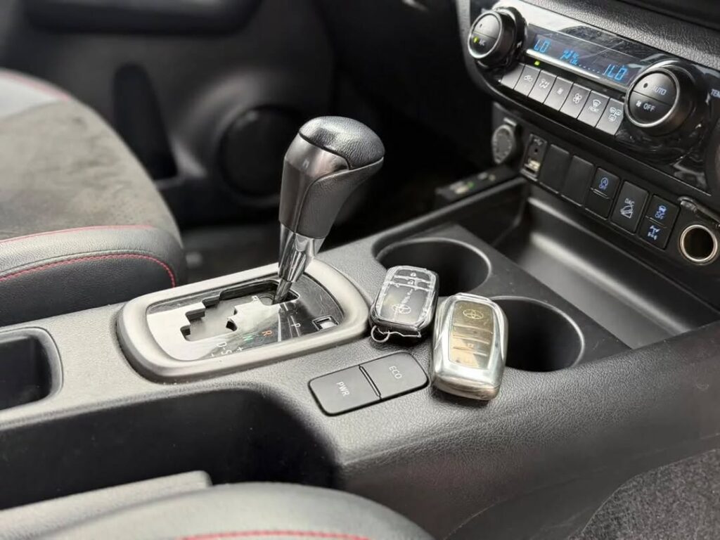 Used Toyota Hilux 2022 for Sale in Dar es Salaam