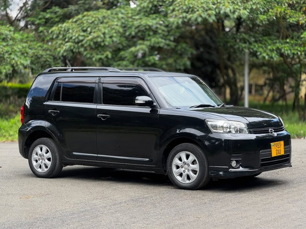 Toyota Rumion 2012 for Sale in Arusha